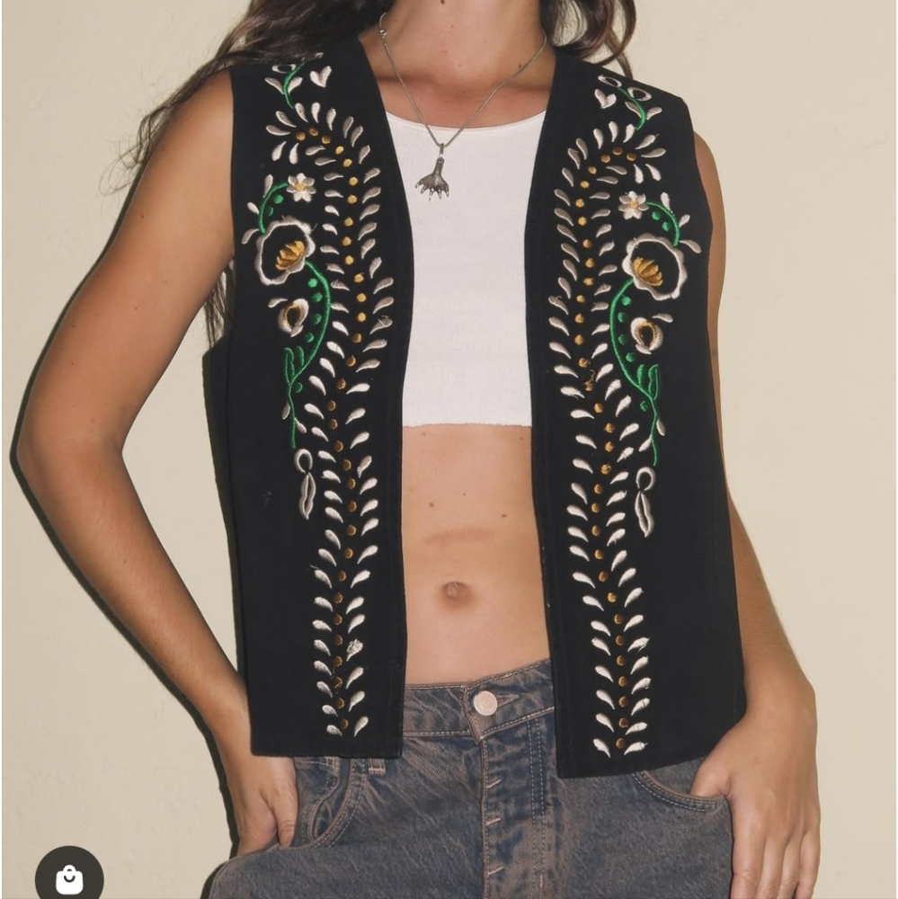 Zara Women's Black Vest with Floral Embroidery